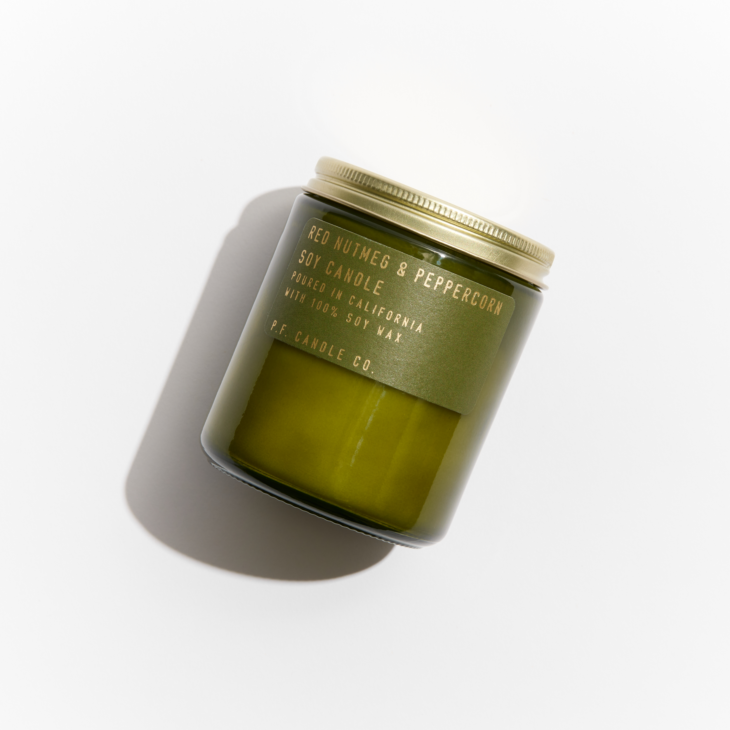 P.F. CANDLE & CO. LIMITED WINTER CLASSICS COLLECTION - RED NUTMEG & PEPPERCORN